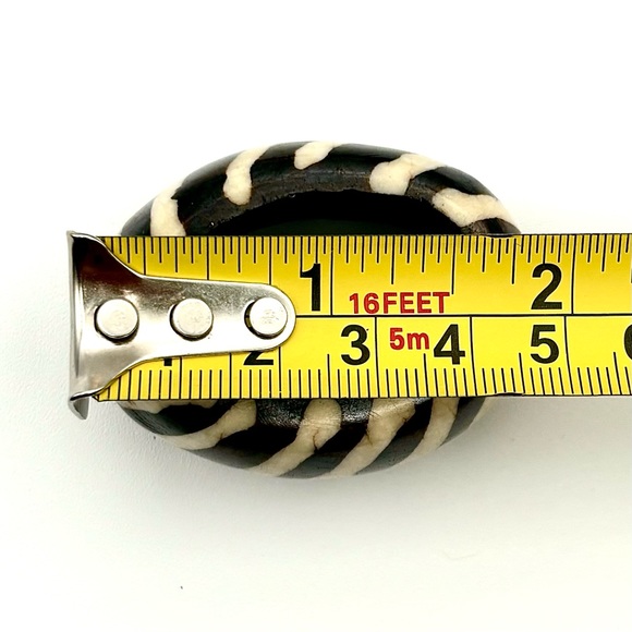 Zebra Pattern Painted Napkin Rings -Set of 6 - Picture 4 of 5